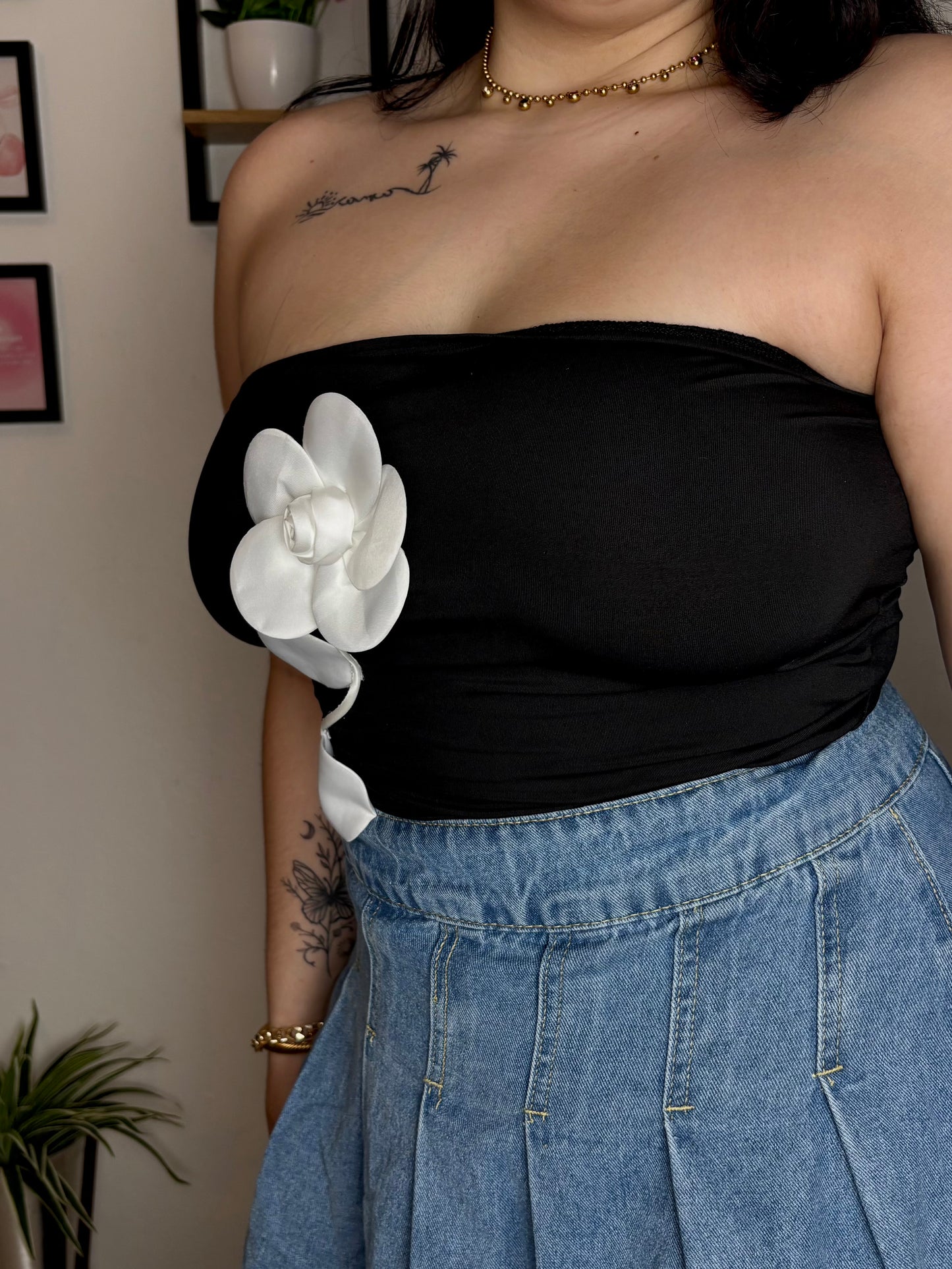 Bloom In Black Top